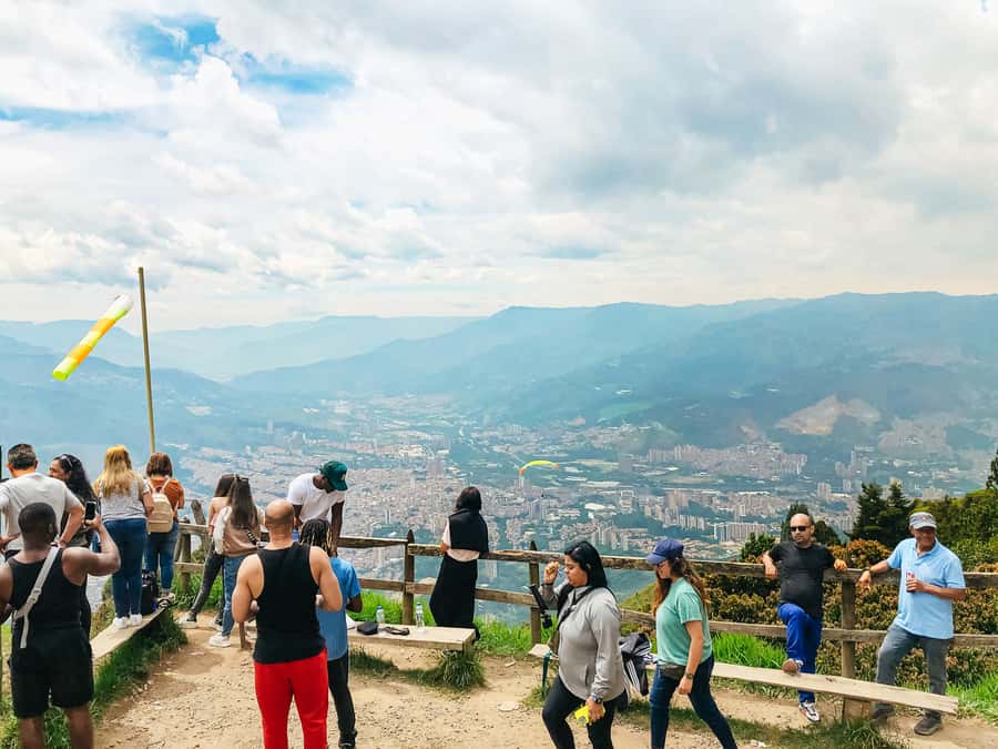 Medellín: Paragliding in the Colombian Andes - Photos, videos, and the little details that matter