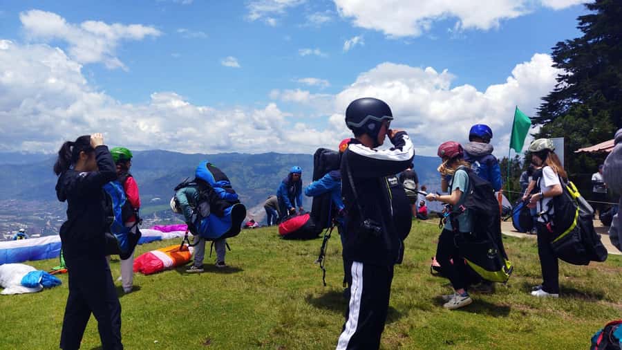 Medellín: Paragliding in the Colombian Andes - My call: book it if the view matters more than flight time