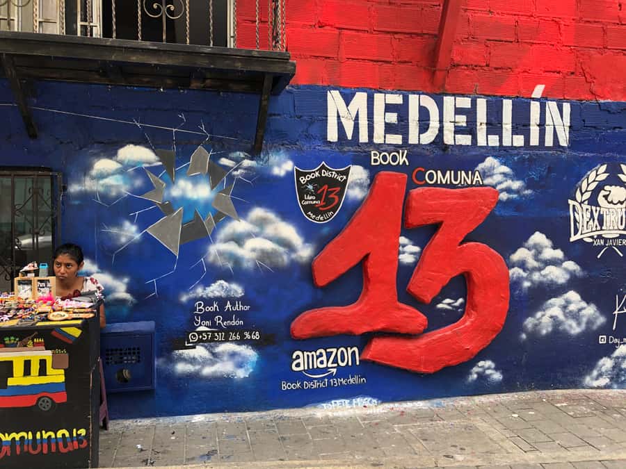 Medellín: Private Comuna 13 Street Art Tour - Practical tips for a better morning or afternoon