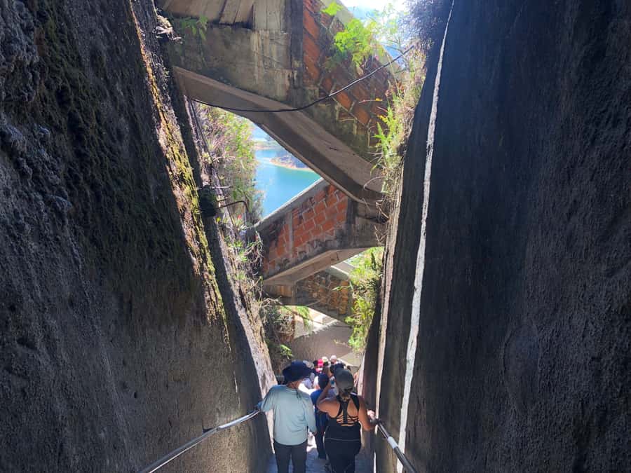 Medellín: Private Guatapé with Peñol Tickets and Boat Ride - Is $126 per person a fair price?