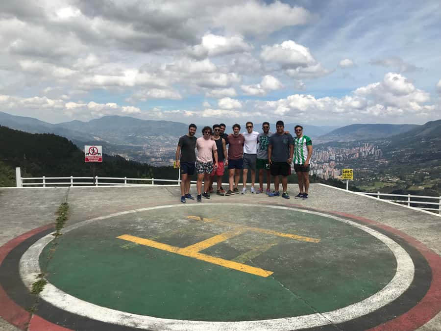 Medellín: Private Pablo Escobar Tour with Cable Car Ride - The mural and Los Olivos: places tied to his last years