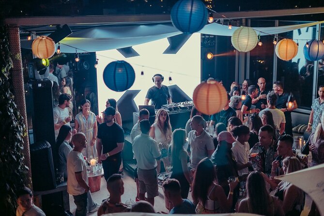 Medellin: Rooftop Bar Crawl with VIP Access & Hidden Clubs - Yuzu Rooftop and the 9:30 p.m. option