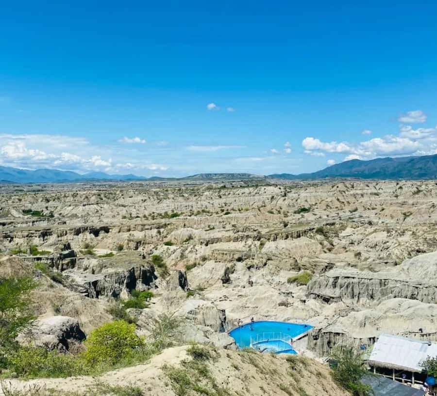 Neiva: Guided Day Trip to the Tatacoa Desert with Lunch - A Magdalena River Ride Before the Heat