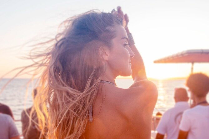 Open Bar Sunset Cruise in Catamaran or Speedboat (Best Deal) - What the two-hour cruise actually feels like