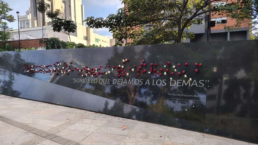 Pablo and the drug trafficking world - Stop one: the former home and memorial setting