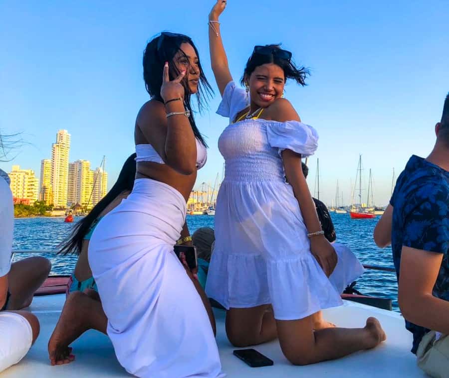 Party Boat in Cartagena Bay with NightClub Ticket - Key points to know before booking