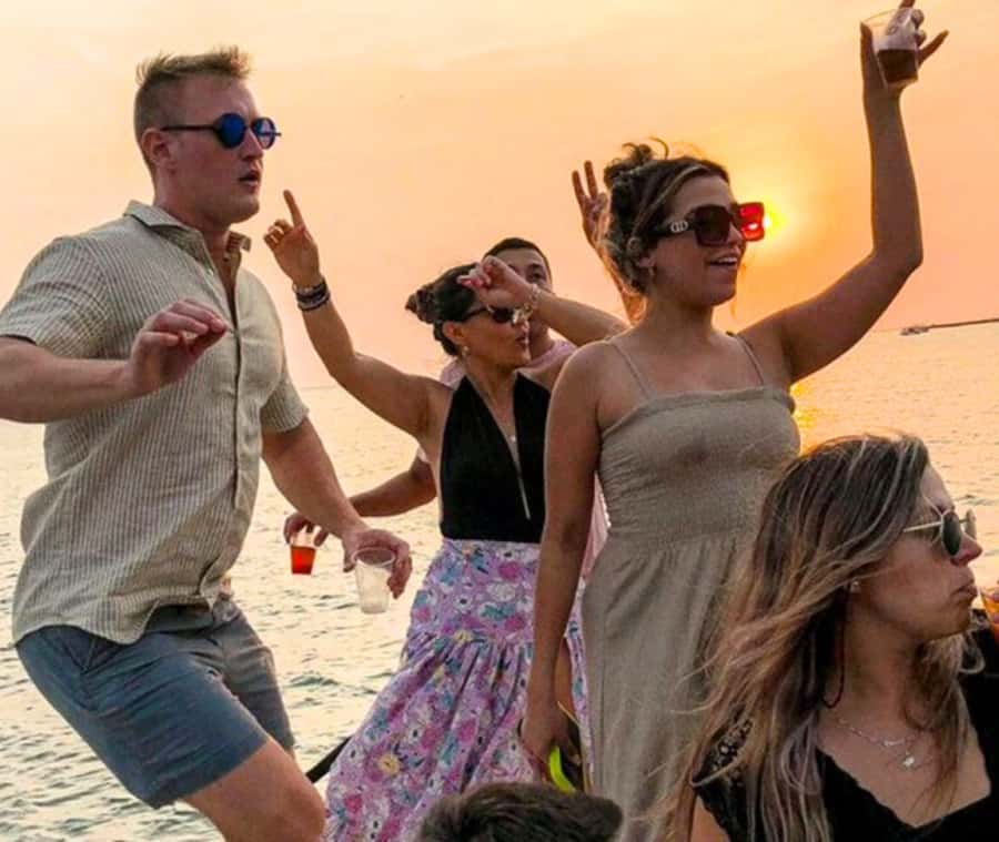 Party Boat in Cartagena Bay with NightClub Ticket - What the two-hour route actually includes