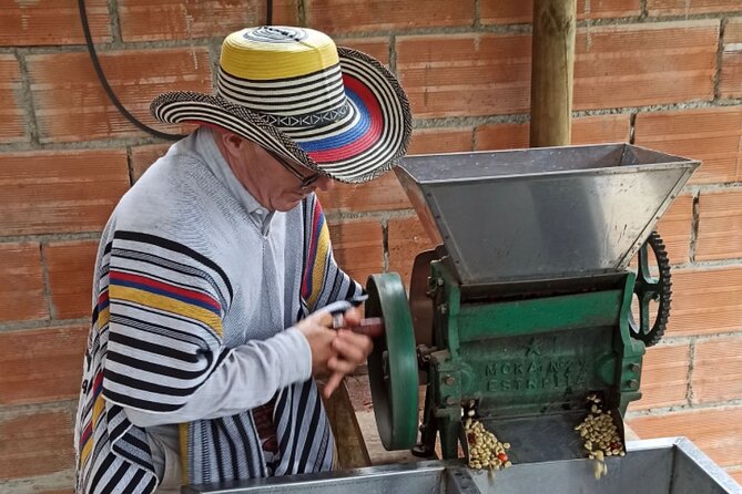 Private coffee tour near Medellín, from bean to cup. - From Medellín to Sabaneta in About 30 Minutes