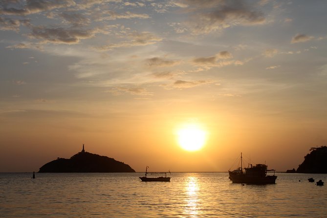 Private Transportation from Cartagena to Santa Marta City - The road toward Barranquilla
