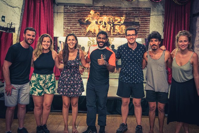 Salsa Tour in Cartagena with admission Ticket to Café Havana - Practicing in Getsemaní’s bars