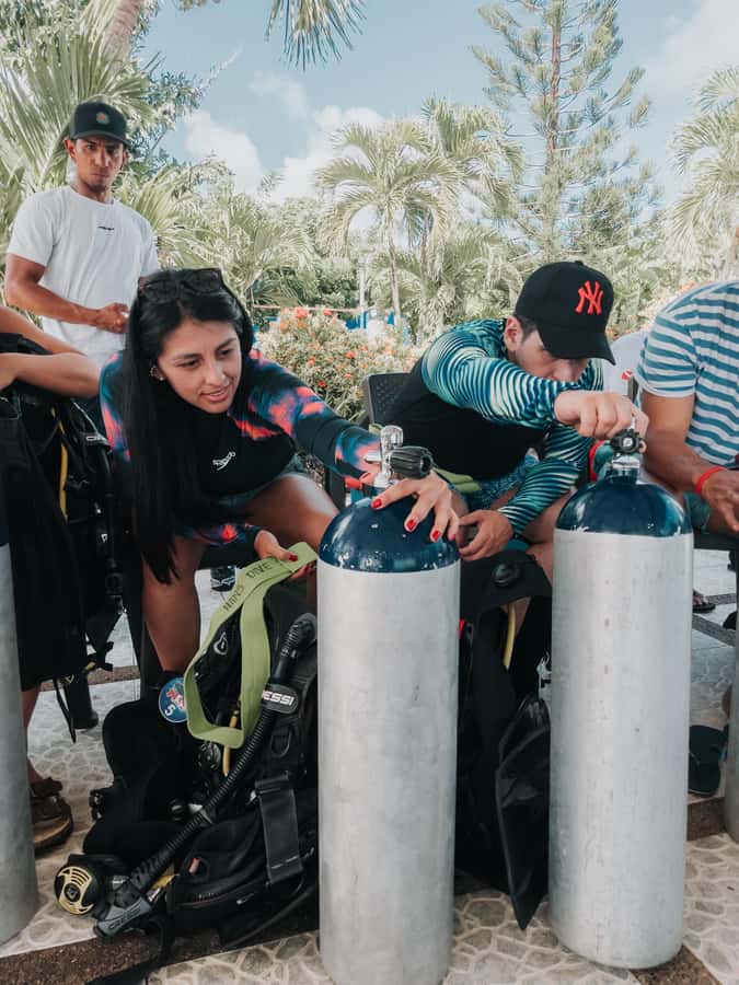 San Andres: Scuba Diving Experience with Hotel Pickup - Practical details that can make the day better