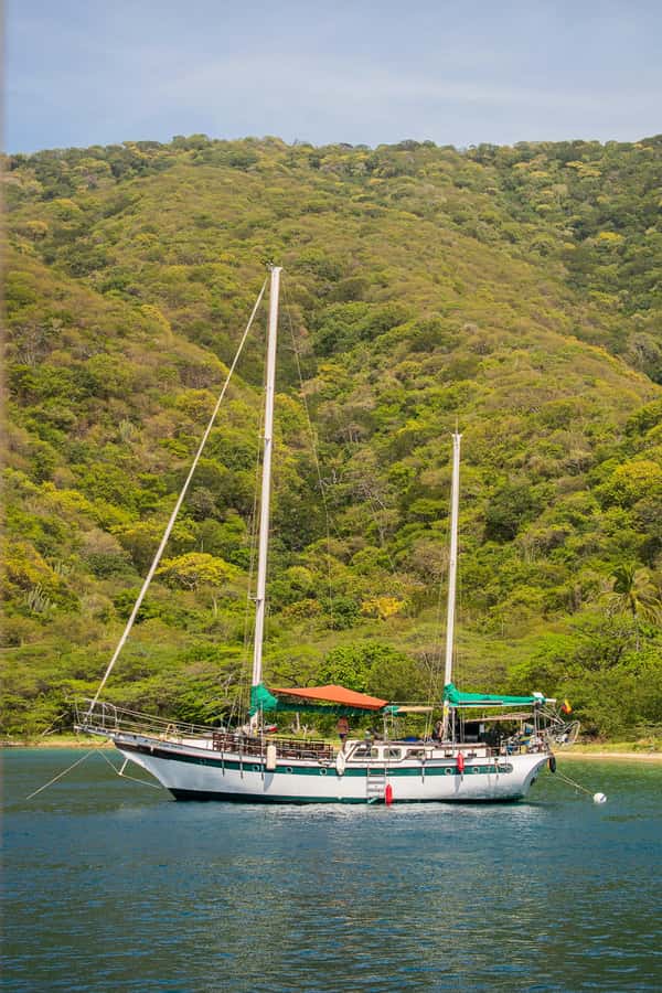 Santa Marta: Sailboat day tour to Tayrona Park - Key points to know before booking