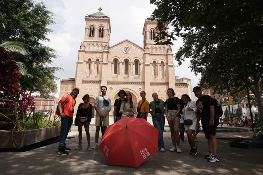 Shared Medellín Downtown Tour with Wireless Audio - Junín Street and the everyday center