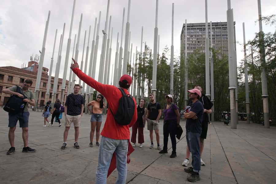 Shared Medellín Downtown Tour with Wireless Audio - Paisa culture and the making of a powerful city
