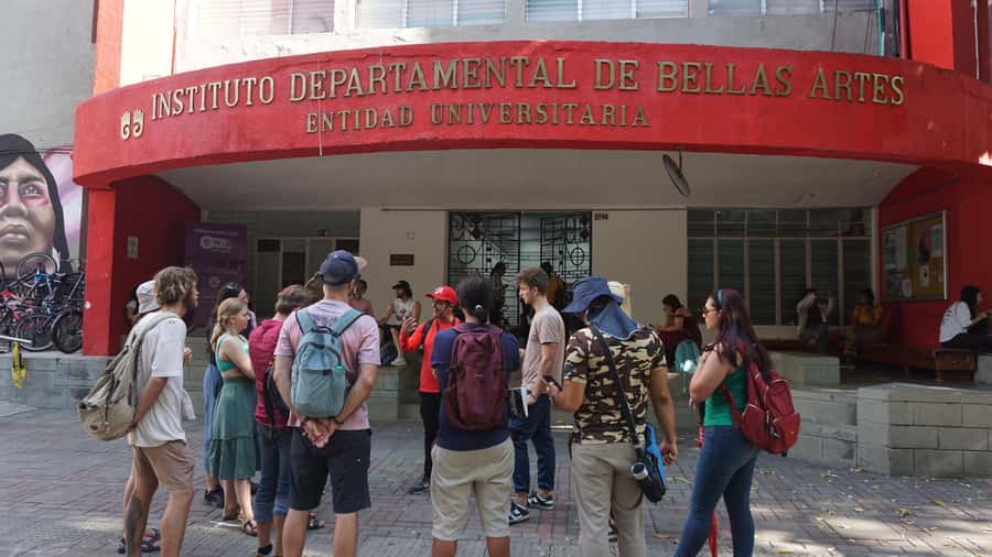 Shared Tour Cali's Salsa, Graffiti & Resistance Experience - What the $13 price really gives you