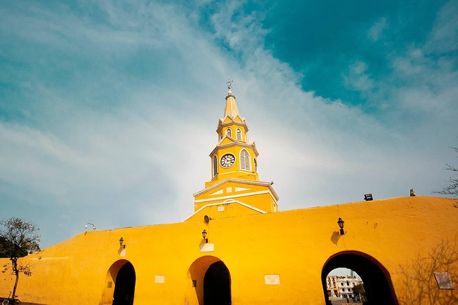 Shore excursion Cartagena city tour - Meeting your guide at the Cartagena port