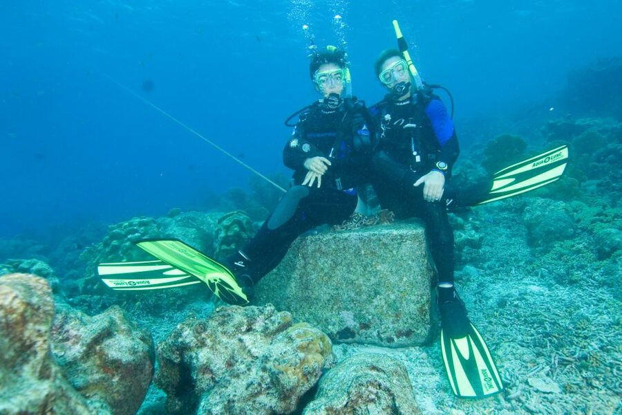 Tayrona National Park: Scuba Diving Tour for Beginners - Photos, videos, snacks, and refreshments