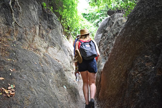 Tayrona Park Hike And Beach Day - The 50-minute ride from Santa Marta to El Zaino