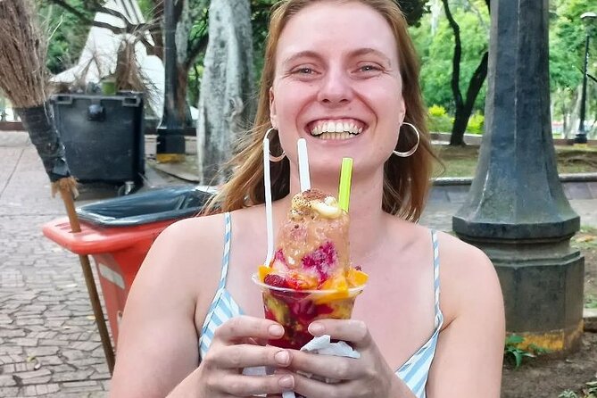 The Cali Street Food Walking Tour - Starting with the Bulevar del Río