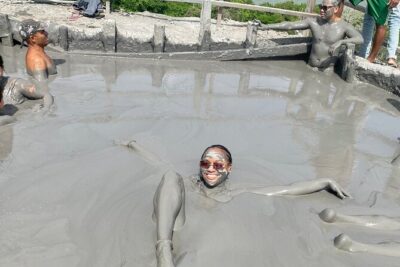 Tour to the Mud Volcano in Cartagena with Lunch