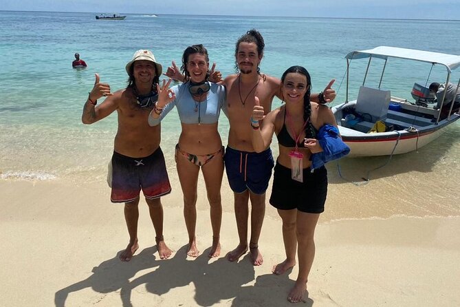 Under a sea of adventures, unforgettable diving. - What the small group changes