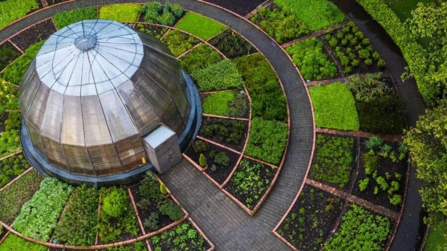 Walking tour José Celestino Mutis Botanical Garden 3 hrs - Who should book this garden visit?