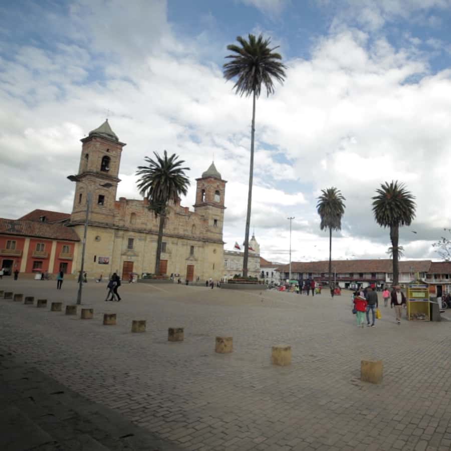 Zipaquirá: Salt Cathedral Group Tour with Pickup - Seeing Zipaquirá before going underground