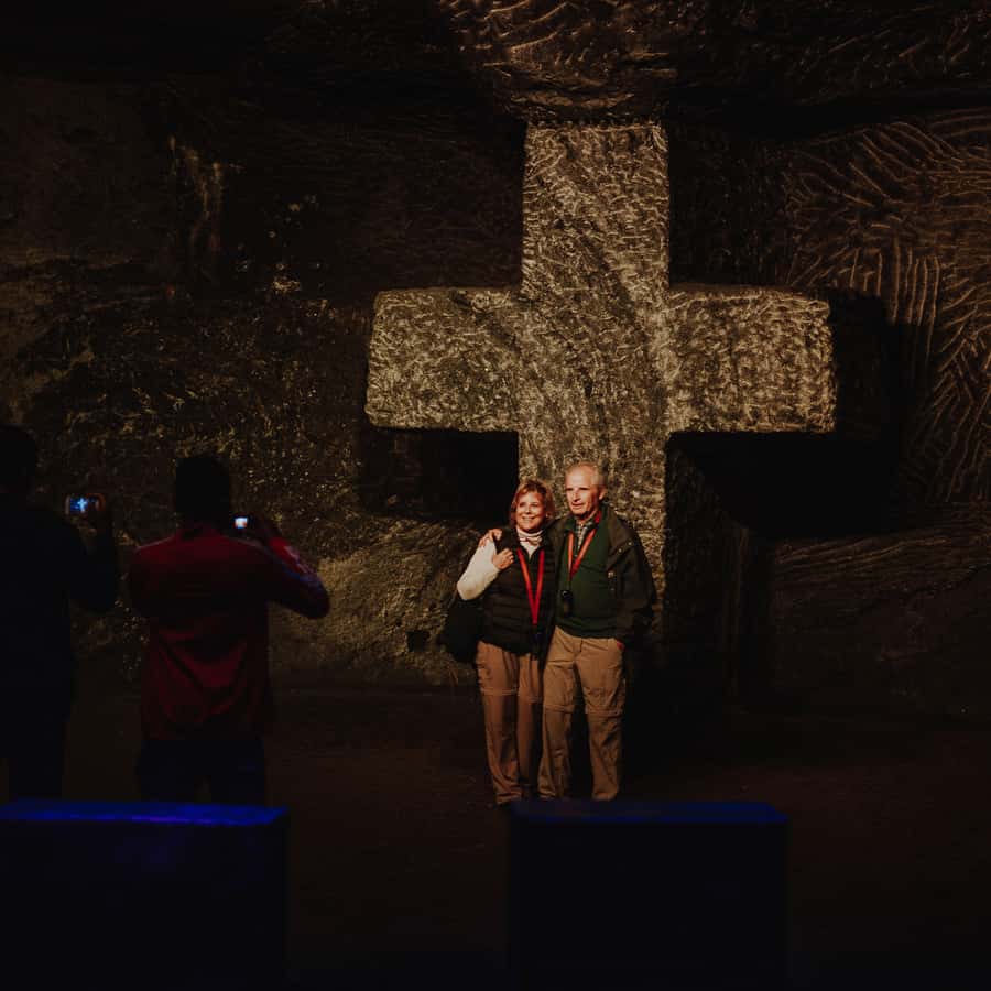 Zipaquirá: Salt Cathedral Group Tour with Pickup - Lunch in Zipaquirá and what to budget